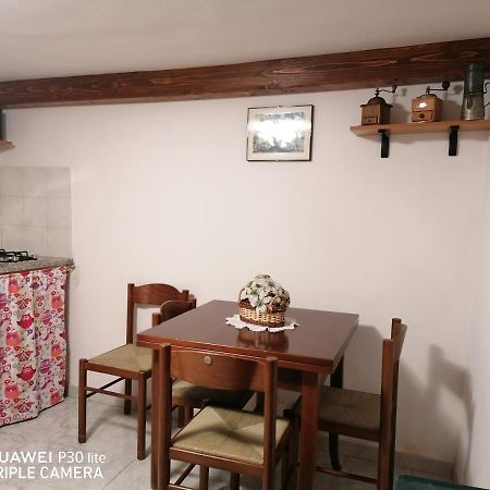 サントゥ・ルッスルジュLa Casa Di Luisaアパートメント エクステリア 写真